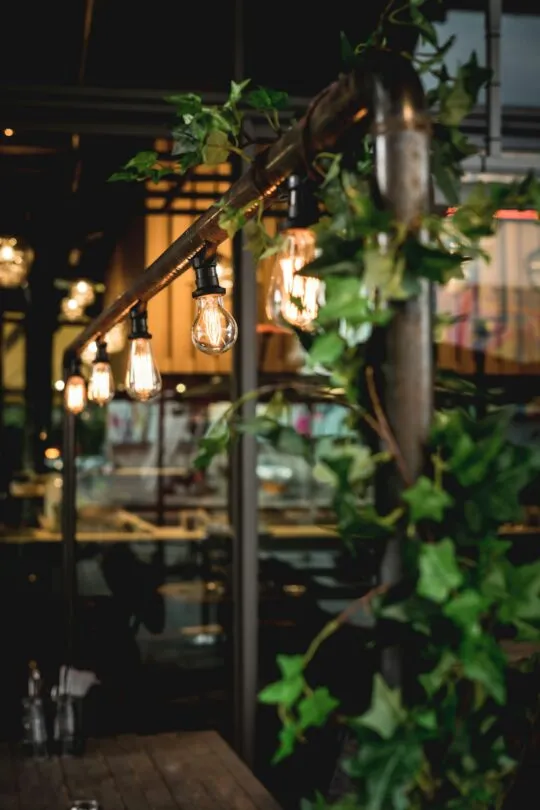 Sounds clearly colonial alien mercury